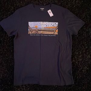 Old navy NWT mens medium tee. Navy blue/multi